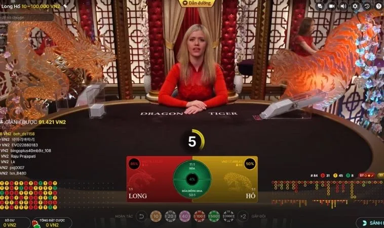 Chơi Dragon Tiger SM66 cùng dealer xinh đẹp, nóng bỏng